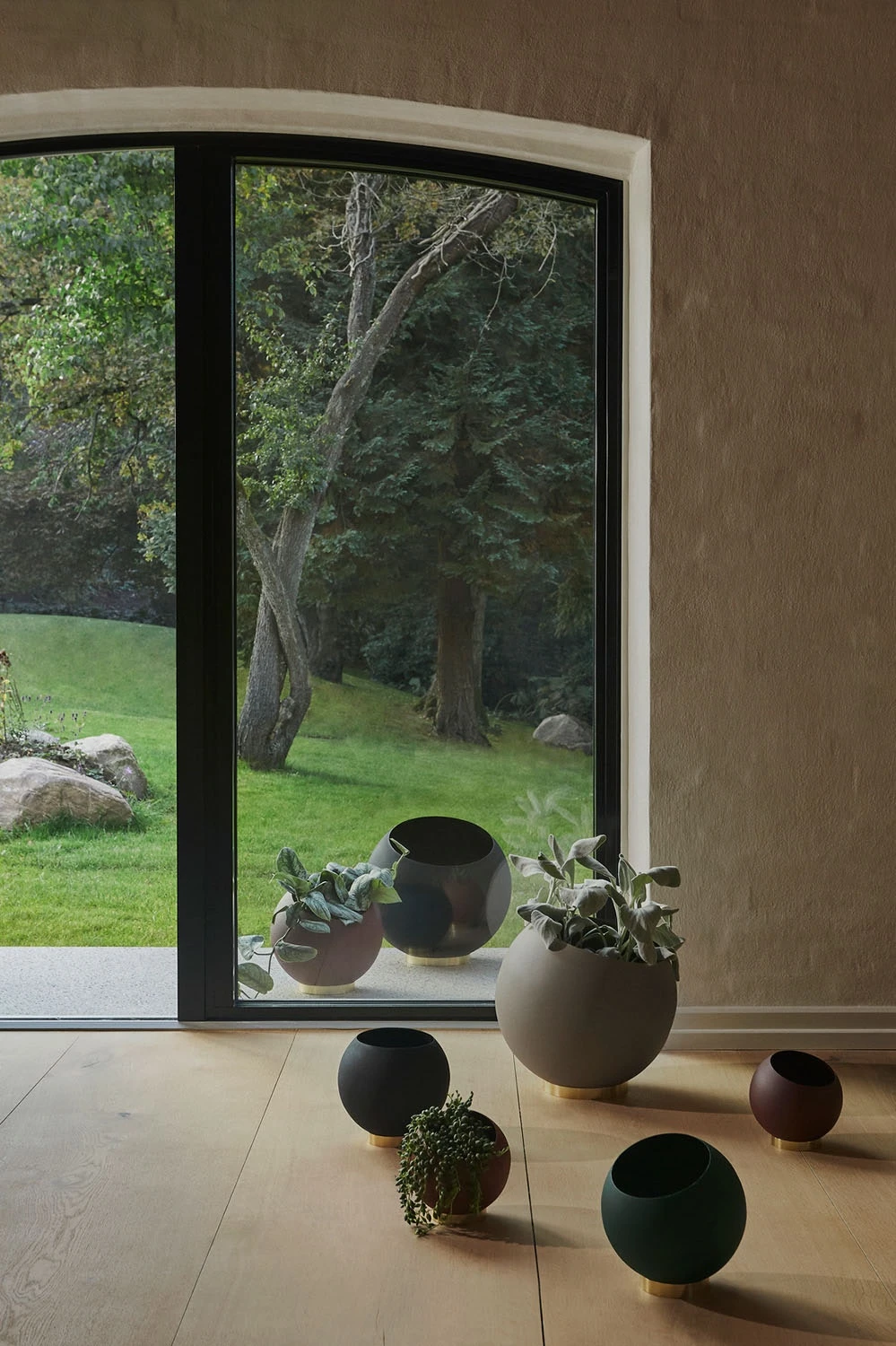 AYTM Globe Blumentopf Ø30 Cm, Schwarz – Bild 3