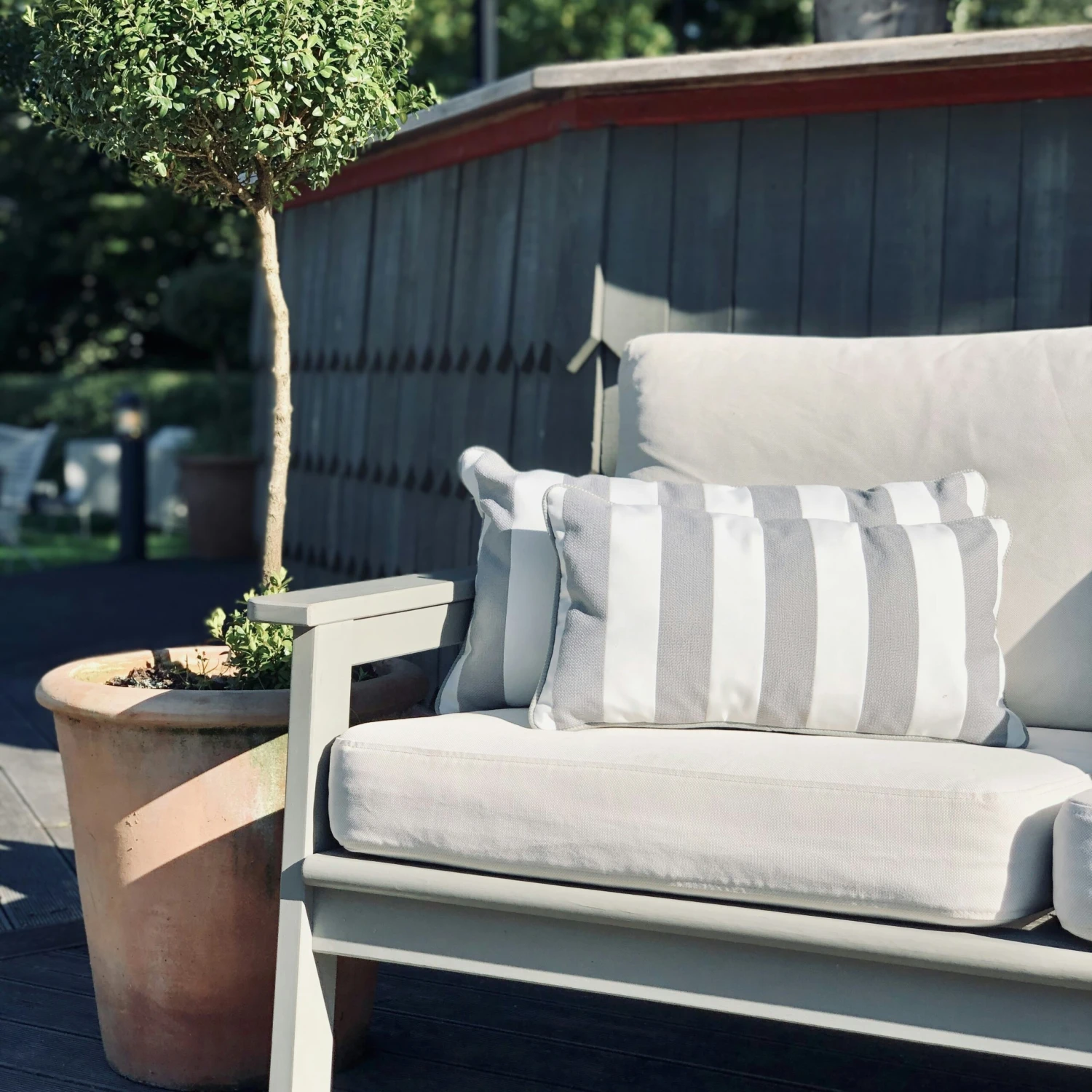 Wide Stripe Kissen 25x45 Cm, Grau – Bild 2