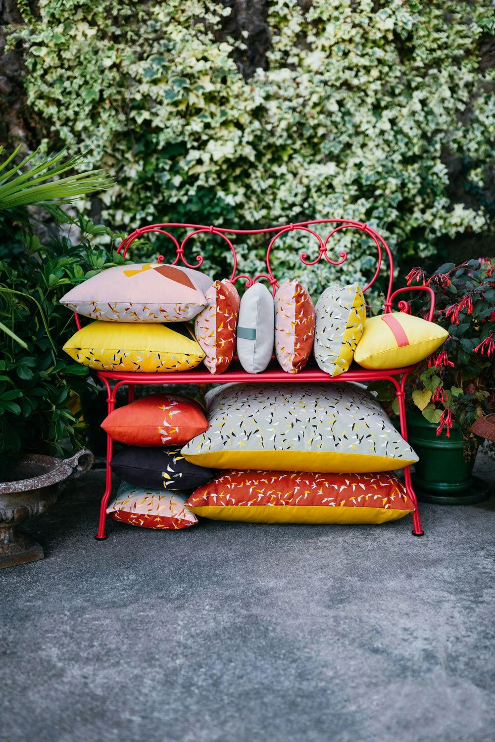 1900 Bank, Red Ochre – Bild 4