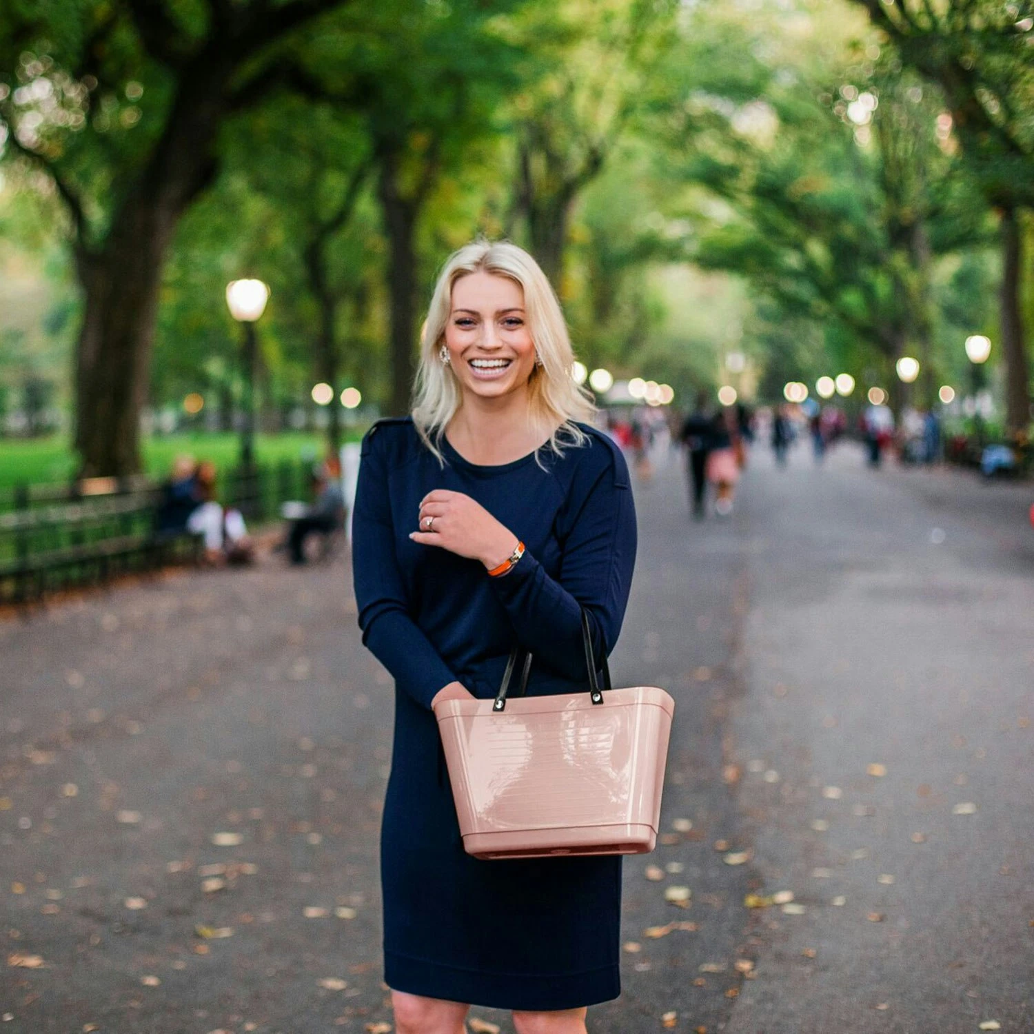 Hinza Tasche Klein Green Plastic, Nougat – Bild 3