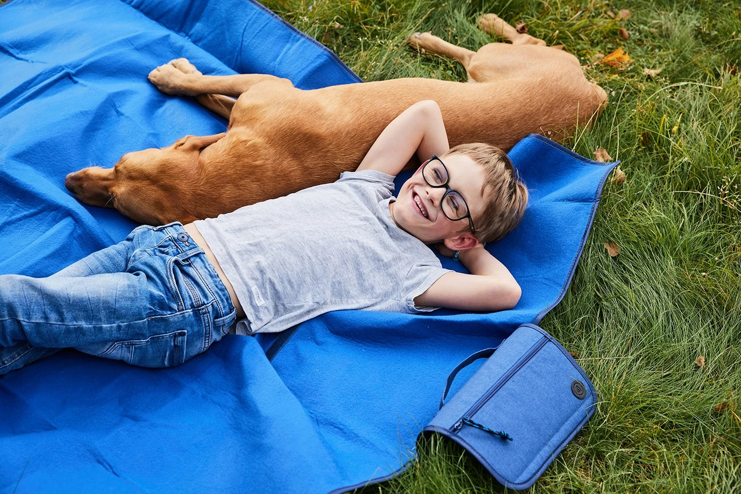 Sagaform City Picknick-Plaid 130x170 Cm, Blau – Bild 3